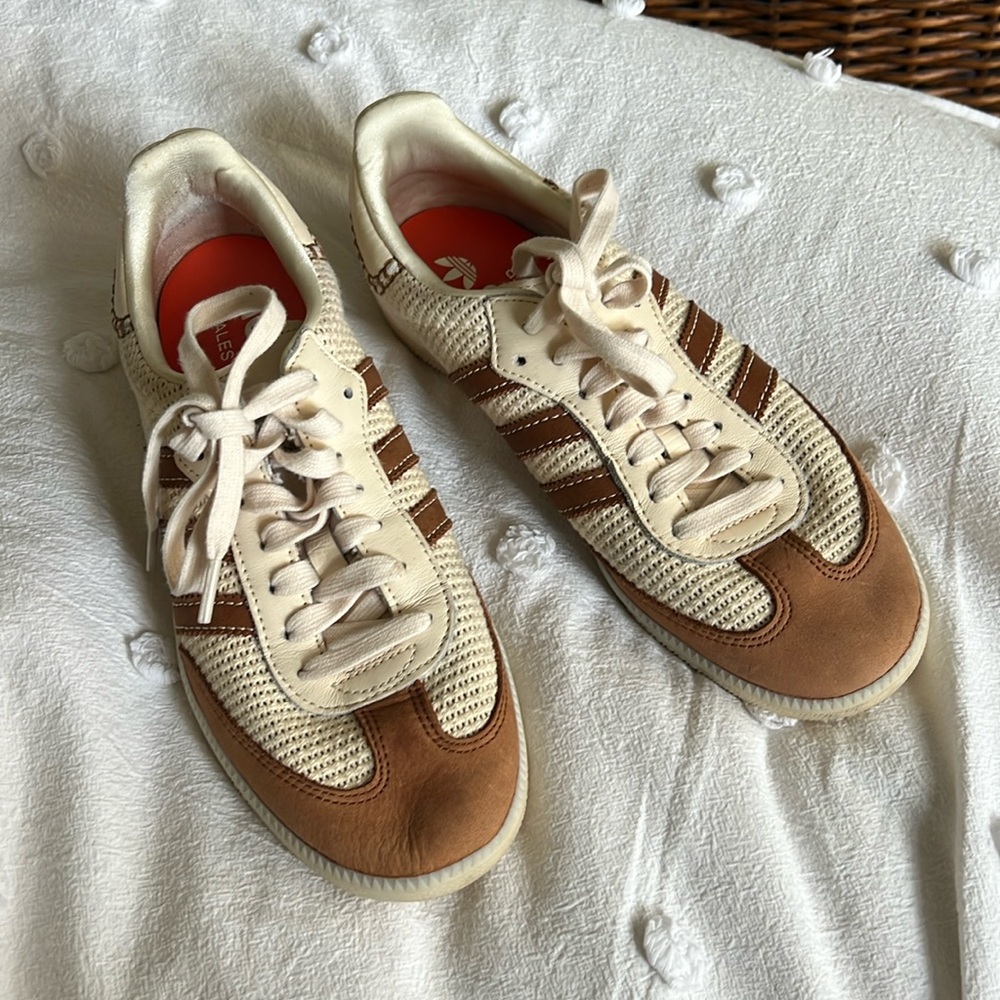 Adidas Wales Bonner Off-White & Brown adidas Originals Samba Sneakers